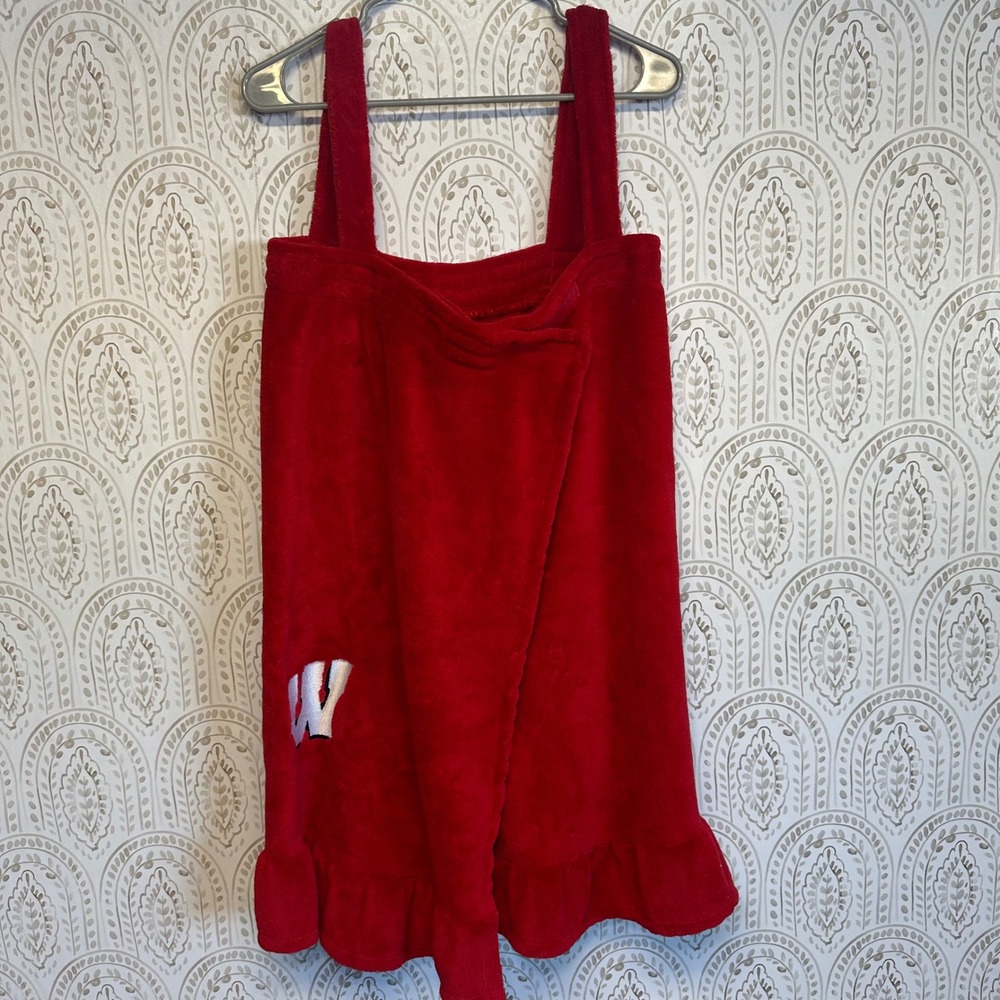 Wisconsin Badgers Red Plush Wrap Robe Towel Style Lounge Wear L XL